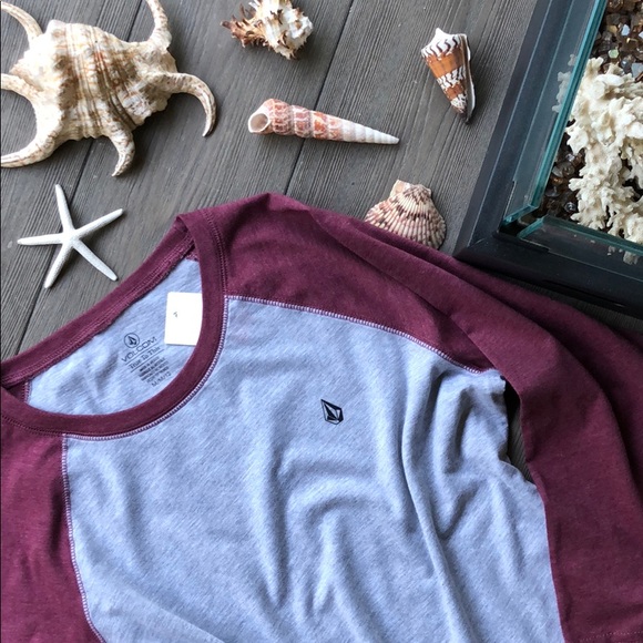 ✌🏼🌺VOLCOM 🌺✌🏼 - Picture 2 of 6